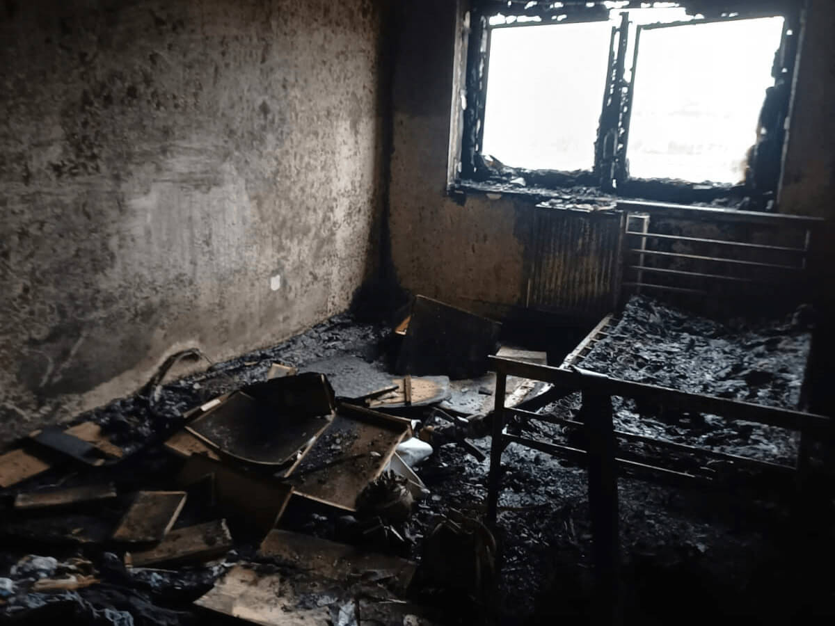 Fire damage in a flat, caused by an e-bike battery