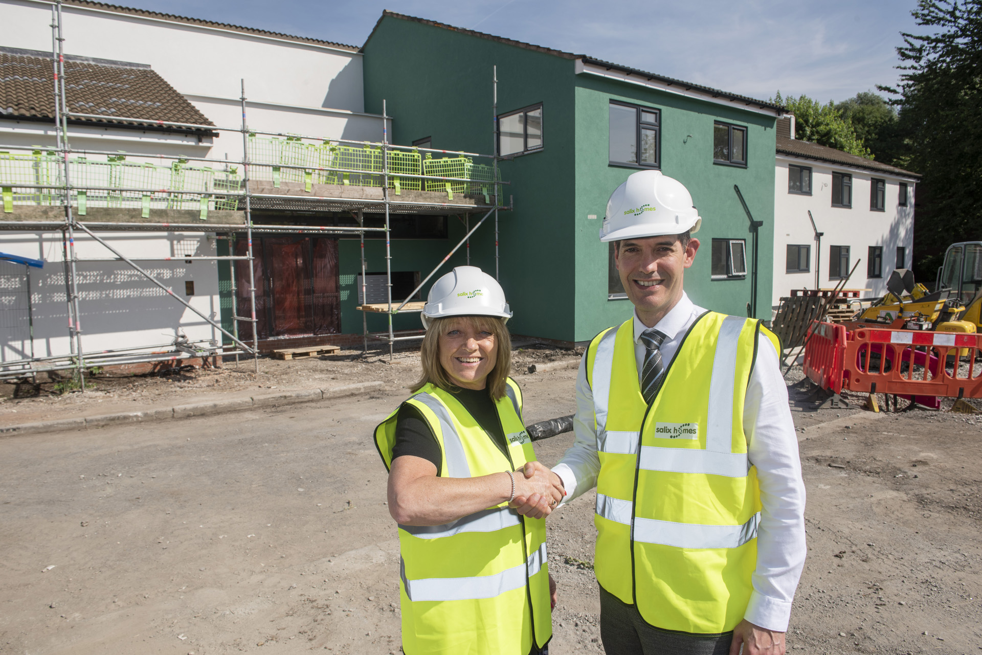 New homes for doctors and nurses to help plug acute staff shortage